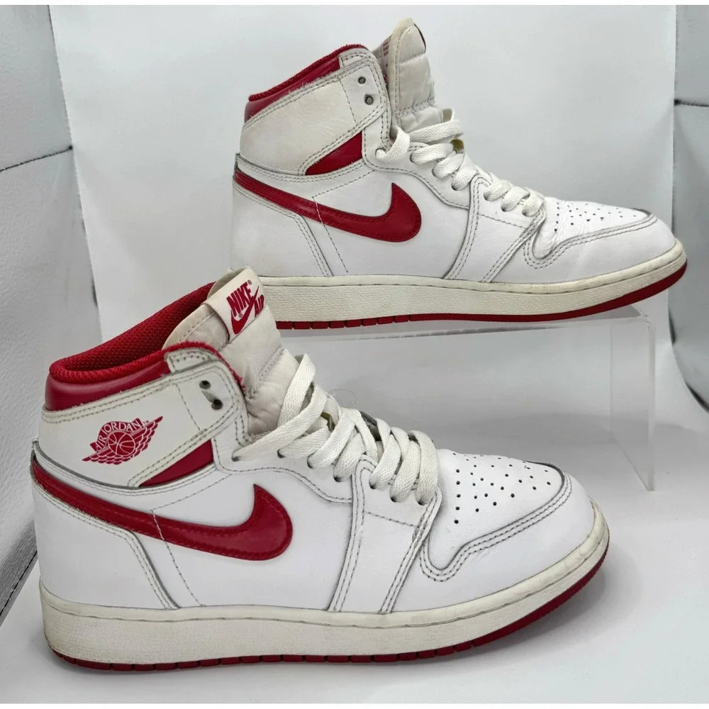 Nike Air Jordan 1 Retro High OG Metallic Red Wht 2017 Sz GS 5Y W 6.5 575441-103